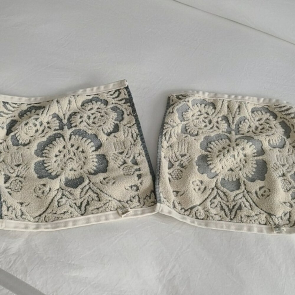 Anthropologie Towels - Picture 3 of 3